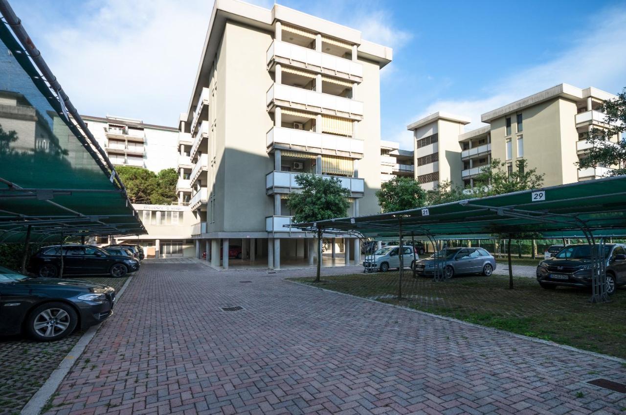 Residence G. Verdi บิบิโอเน ภายนอก รูปภาพ